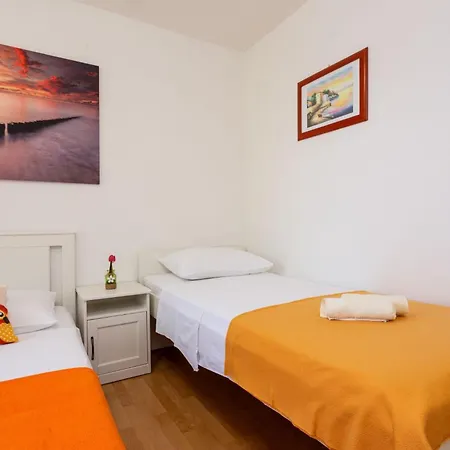 Hébergement de vacances Robinson Delphinus