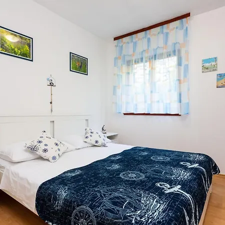 Robinson Delphinus Prázdninový dům Gdinj