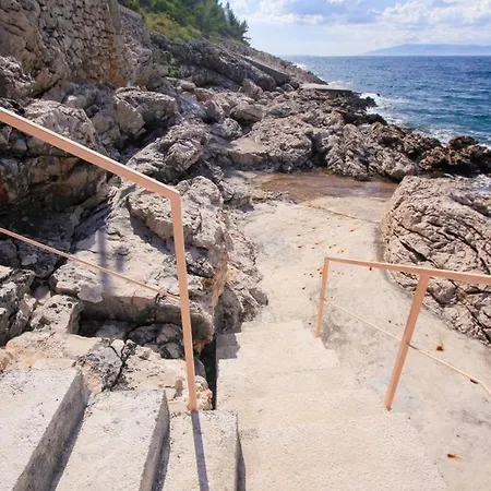 Prázdninový dům Robinson Delphinus Gdinj