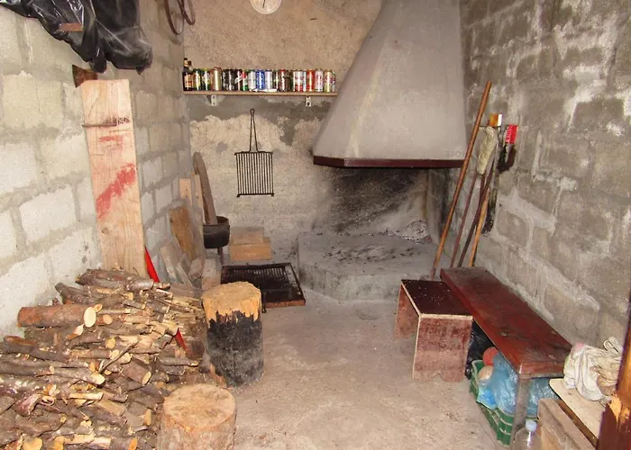 Robinson Delphinus Feriehus Gdinj